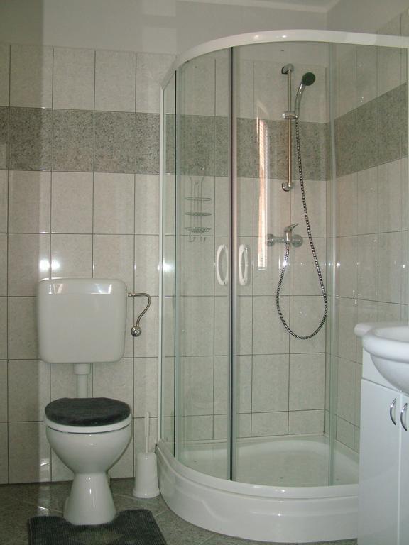 Horvathapartman Buk Room photo